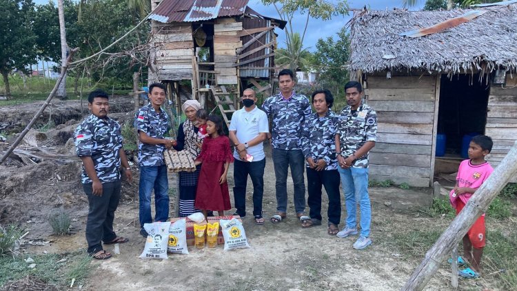 DPD Bapera Kota Langsa Santuni Sakdiah Janda Dua Anak Warga Desa Lhokbanie