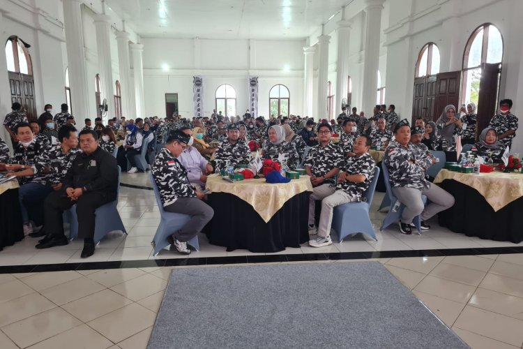 Fahd El Fouz Arafiq Dan Jajaran Saat Berada Dalam Suasana Kekeluargaan Dengan Para Pengurus DPD Bapera Kepahiang, Bengkulu