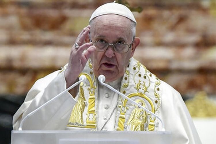 Pimpin Misa Malam Natal, Ini Pesan Dari Paus Fransiskus! Salah Satunya Peduli Orang Miskin