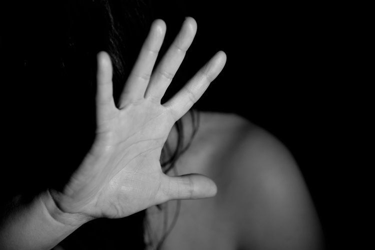 Terdakwa Pemerkosaan HW Diduga Cuci Otak Santriwati hingga Istri