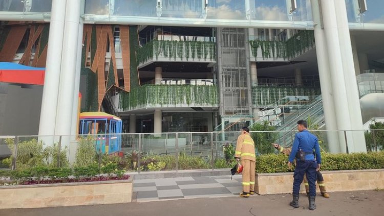 Tak Ada Korban, Begini Awal Mula Kebakaran di AEON Mall Sentul City