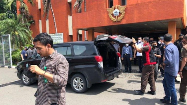 Kantor Bea Cukai Soekarno Hatta Digeledah, Kejati Sita Rp 1,1 Miliar dan Satu Koper Dokumen