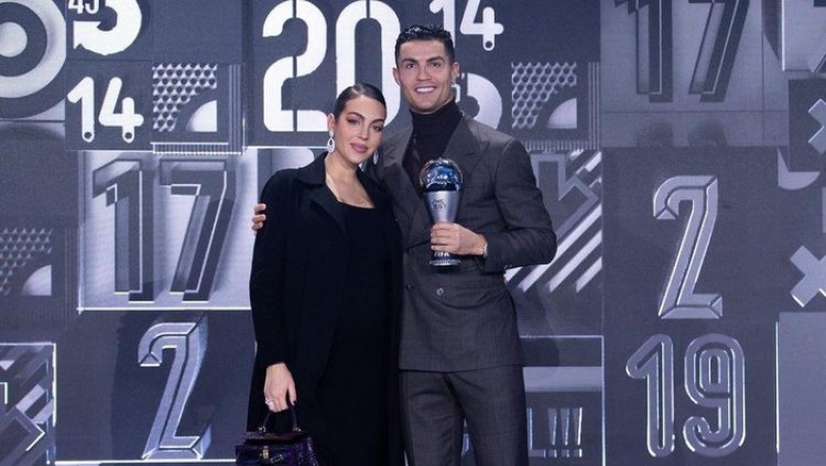 Cristiano Ronaldo Dikabarkan Akan Segera Menikah Dengan Kekasihnya Georgina Rodriguez