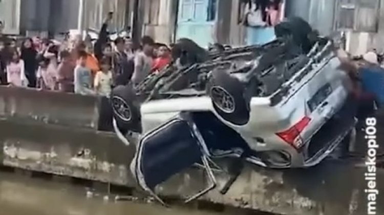 Terungkap Video Viral Mobil Diceburin Ke Sungai Ternyata Buntut Tawuran Warga