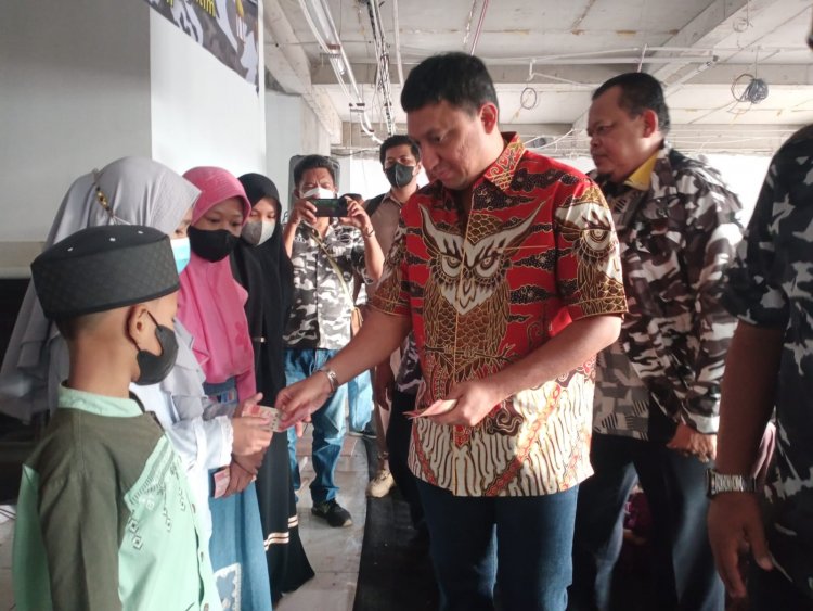 Fahd El Fouz A Rafiq : Makna Lebih Luas Halal Bi Halal, Memperkuat Persatuan Indonesia  