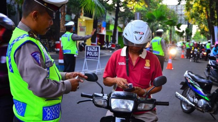 Meski SIM Aktif, Polisi Bakal Sita Motor Dan Mobil Jika Pajak STNK Mati