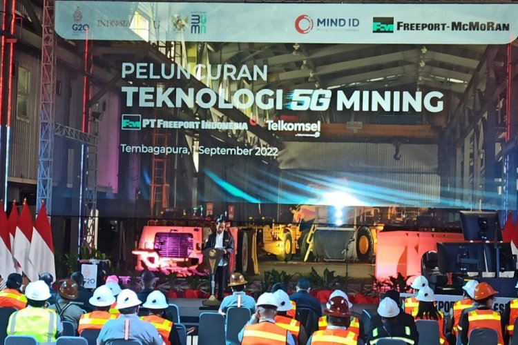 Jokowi Resmikan Teknologi 5G Smart Mining Bersama PT Freeport