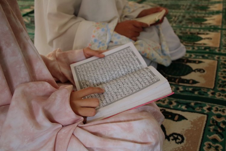 Kemenag Buka Suara Soal Lembaran Al Qur'an Salah Cetak Di Surat Al Kahfi