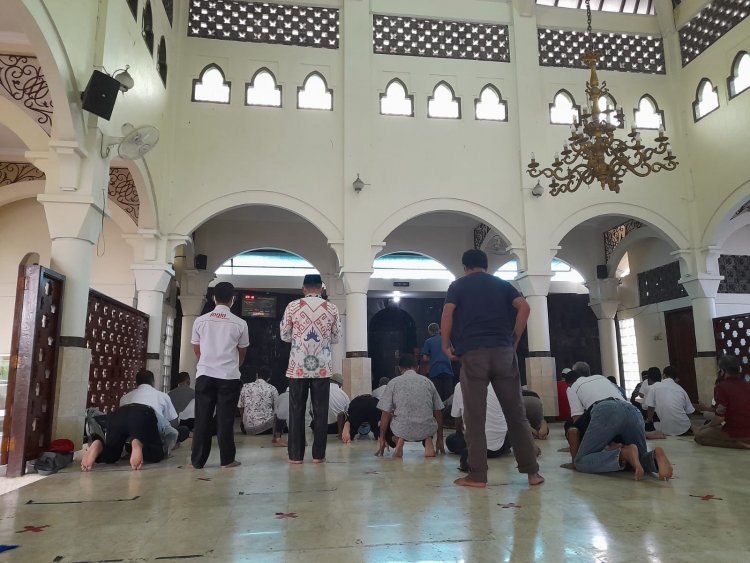 Lansia Usia 73 Tahun Meninggal Dunia Usai Dianiaya Saat Sholat Di Masjid