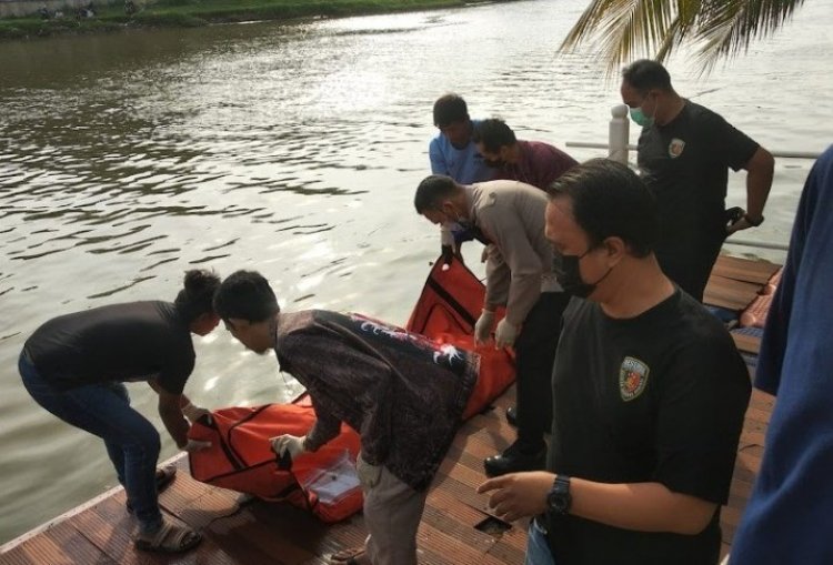 Mayat Perempuan Bertato Kupu-Kupu Ditemukan Di Sungai Cisadane