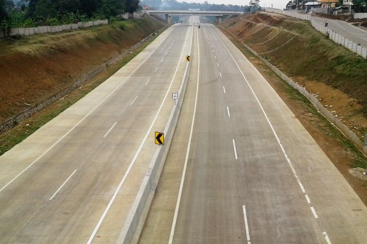 Tol Jakarta-Sukabumi Bakal Siap Dipakai 2024, Lebih Cepat 2 Jam
