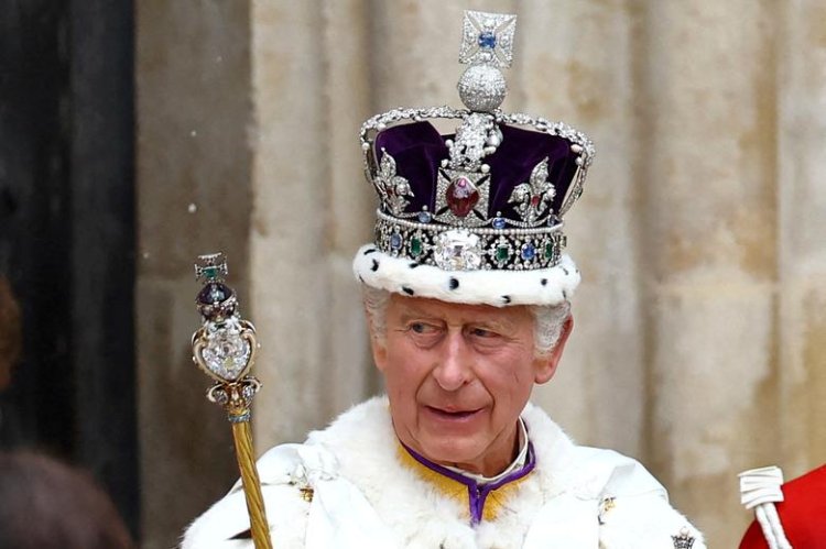 Raja Charles III Resmi Dinobatkan Menjadi Raja Inggris