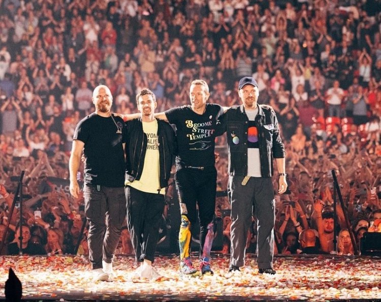 OJK Imbau Fans Coldplay Tak Pakai Pinjol Ilegal Untuk Beli Tiket