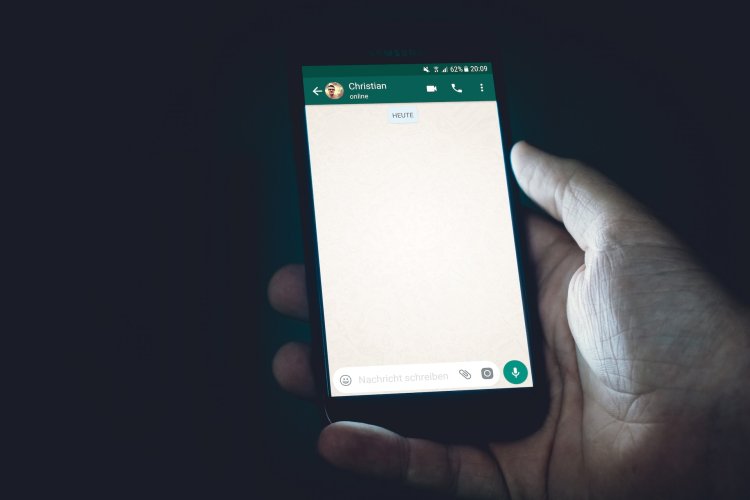 Fitur Baru WhatsApp: Room Chat Bisa Dikunci Pakai Sidik Jari