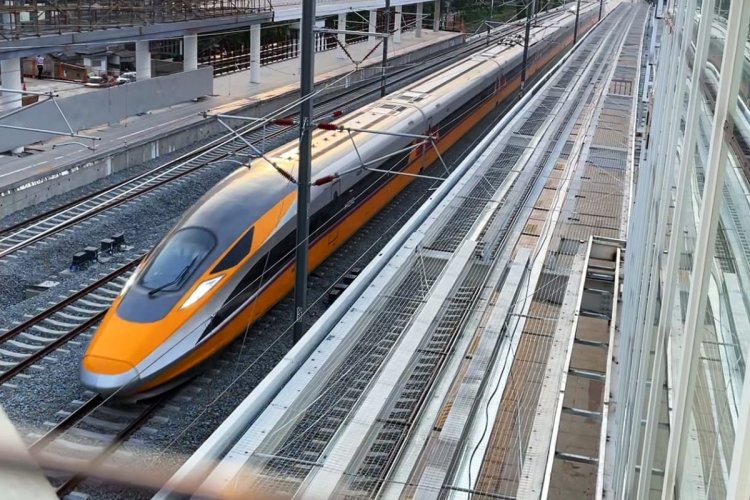 Mulai Agustus 2023, Masyarakat Bisa Rasakan Kereta Cepat Jakarta Bandung