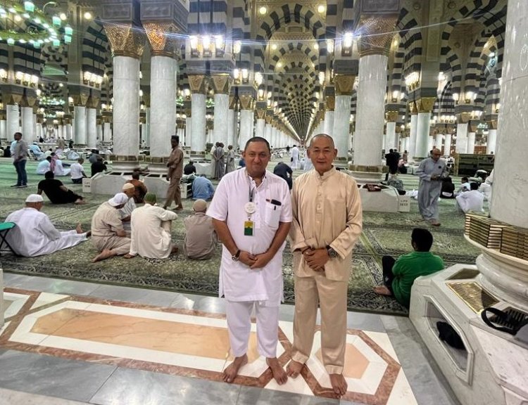 Ketua Bapera, Fahd A Rafiq Berkunjung ke Masjid Nabawi setelah Menyelesaikan Rangkaian Haji