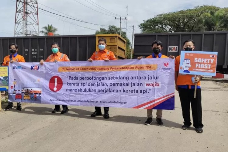PT KAI Ingatkan Sanksi Hukum Terkait Kasus Kereta Tabrak Truk di Semarang