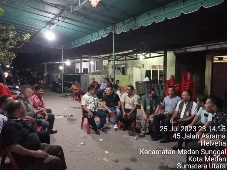 Caleg DPR RI Dr. Maruli Siahaan dan PPSD Siahaan Kunjungi Keluarga Berduka