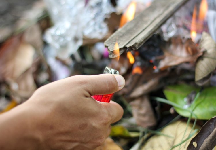 Bakar Sampah, Anak Tetangga Kena ISPA di Tangsel