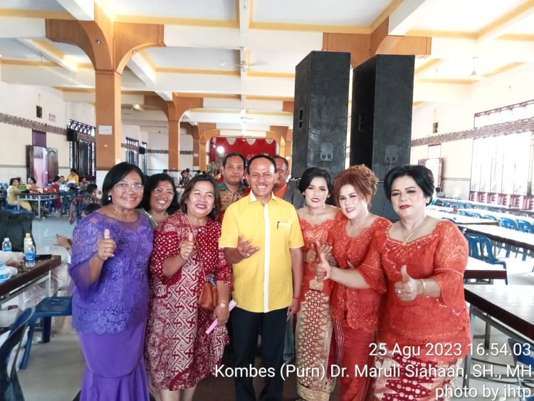 Maruli Siahaan Hadiri Serangkaian Pesta Pernikahan Adat Batak di Sumatera Utara