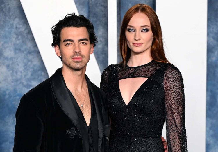 Cerai dari Joe Jonas, Sophie Turner Tinggal di Apartemen Taylor Swift