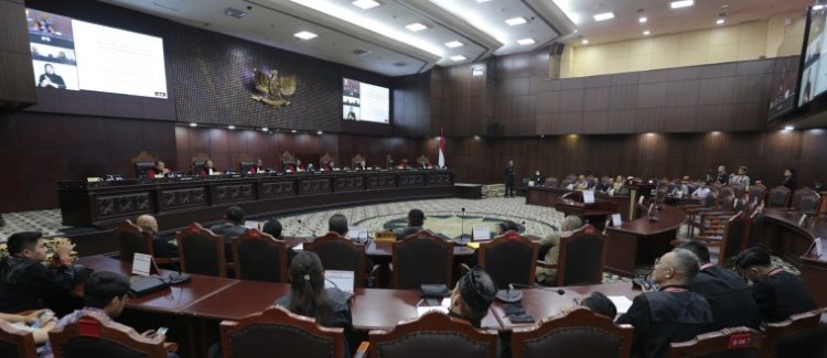 Komisi II Menyetujui Draf PKPU Imbas Putusan MK tentang Batas Usia Capres