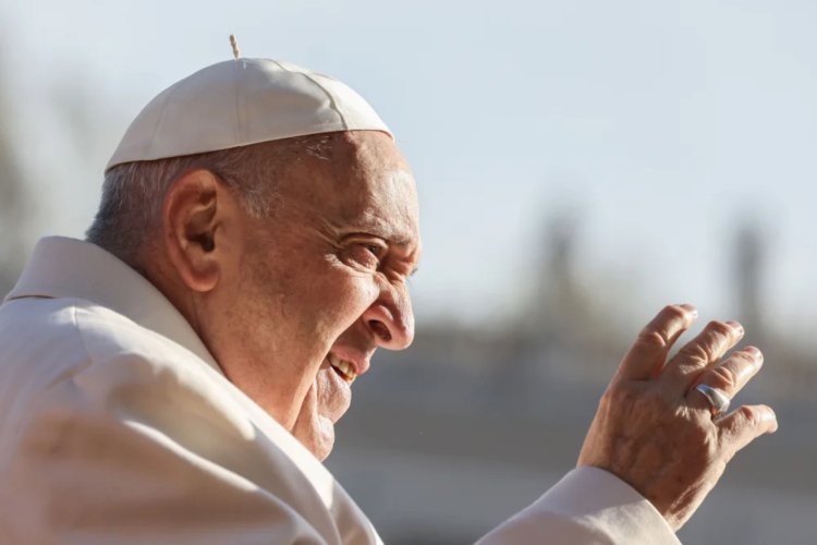 Wow! Vatikan Setujui Pemberkatan Pasangan Sesama Jenis