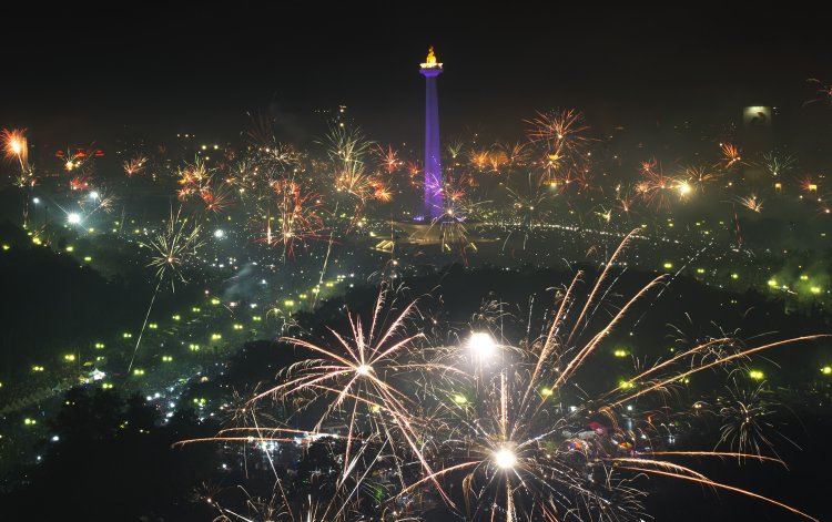 9 Rekomendasi Lokasi Malam Tahun Baru 2024 di Jakarta, TMII Paling Indah!