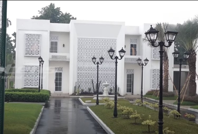 Rumah Mewah Baru Ustaz Solmed: Luas 4000 M2, Pom bensin, Lapangan Futsal, Hingga Sirkuit Mini