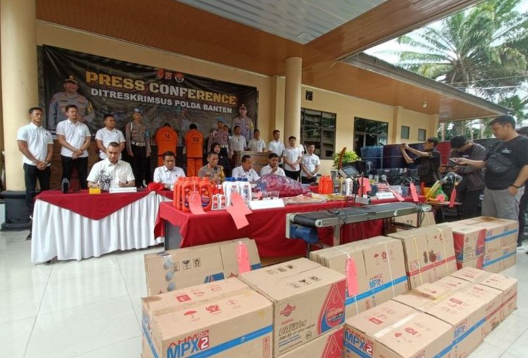 Pembuat Oli Palsu di Tangerang Raup Omzet Rp5,2 Miliar dalam 3 Bulan