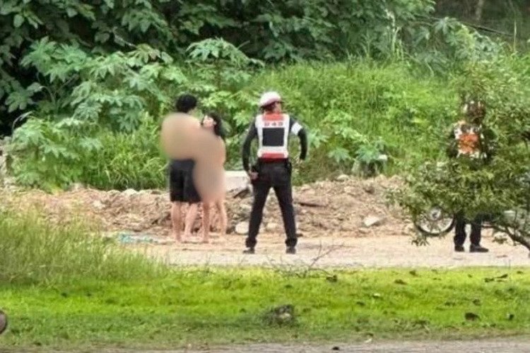 Sepasang Turis China Keciduk Berhubungan Seks di Parkiran Kampus Thailand