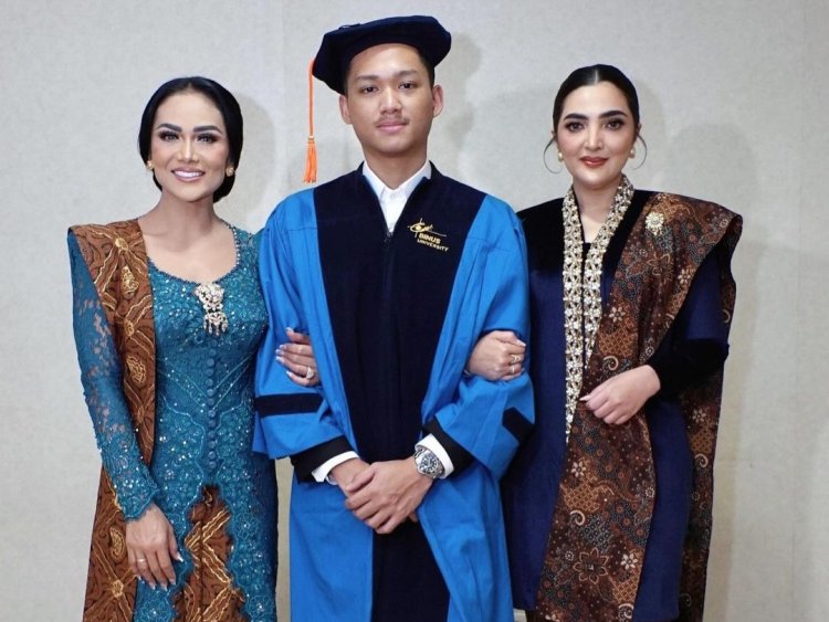 Azriel Hermansyah Geram Disebut Tak Hargai Krisdayanti di Acara Wisuda