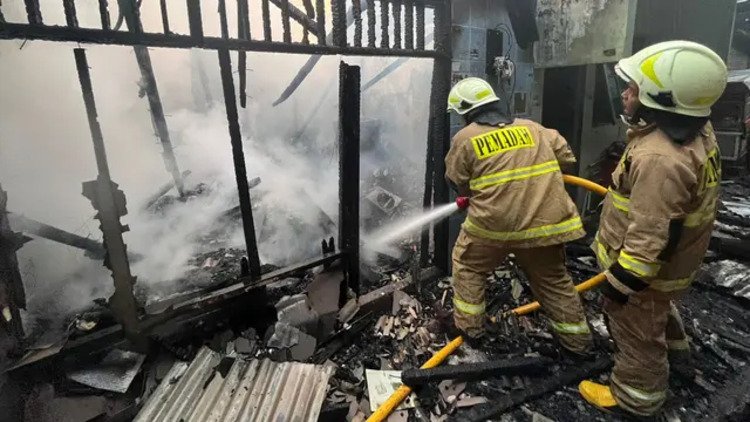 10 Rumah di Jakarta Barat Hangus Terbakar Diduga Gegara ODGJ Main Api