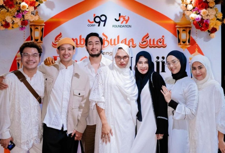 Ternyata Wanda Hara Pernah Kajian Pakai Hijab sampai Foto Bareng Ustaz Hanan Attaki dan Umi Pipik