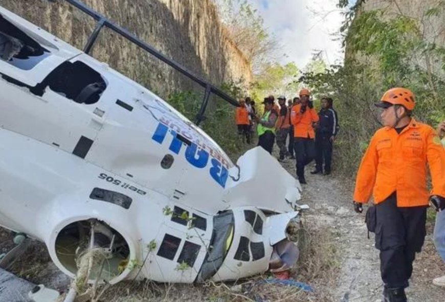 Helikopter Tersangkut Tali Layangan di Kawasan GWK Bali