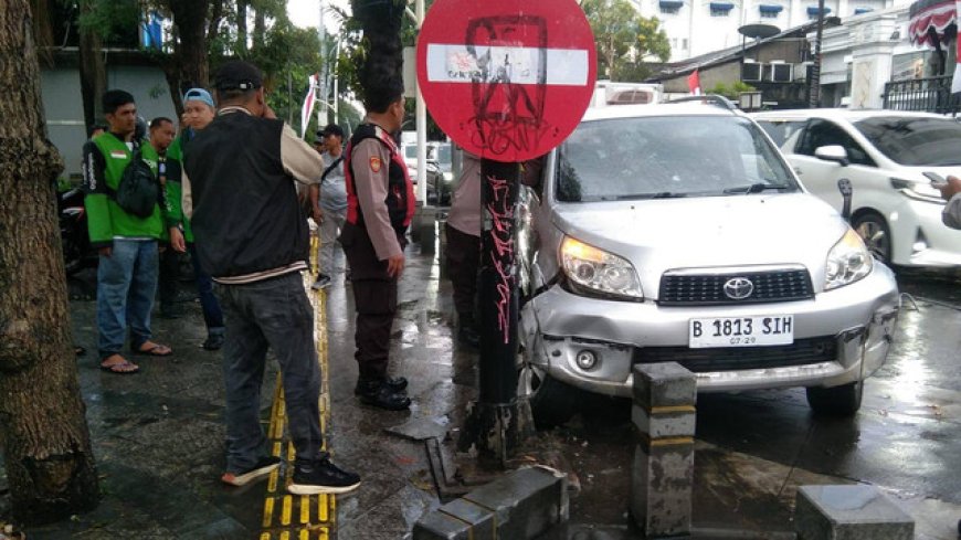 Hampir Diamuk Massa, Ternyata Sopir yang Bawa Mobil Ugal-ugalan di Kemang Bocah 9 Tahun