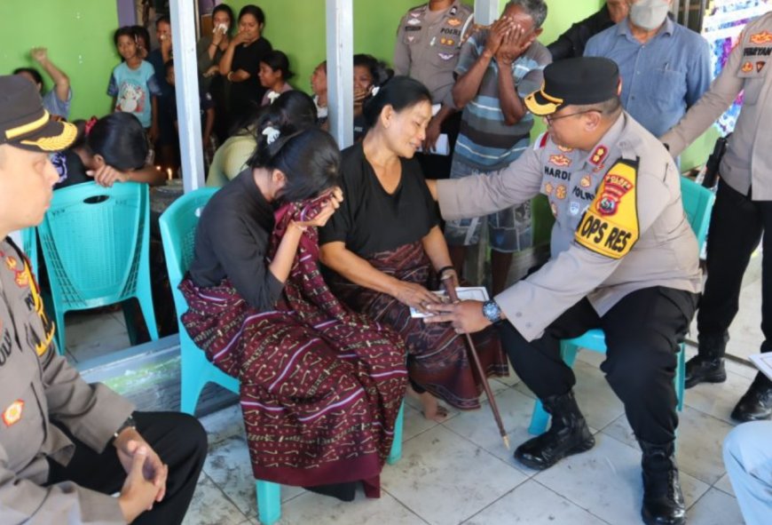 Diduga Mabuk, Polisi di Sikka Tabrak Tukang Kayu hingga Tewas