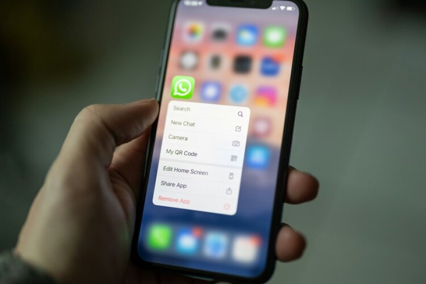 Mirip Instagram, WhatsApp Bakal Luncurkan Fitur Status WA yang Bisa Mention Teman