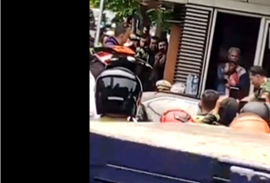 Viral Video Pria Bersajam Sandera Anak di Pospol Pejaten, Pisau Nempel Dileher Korban