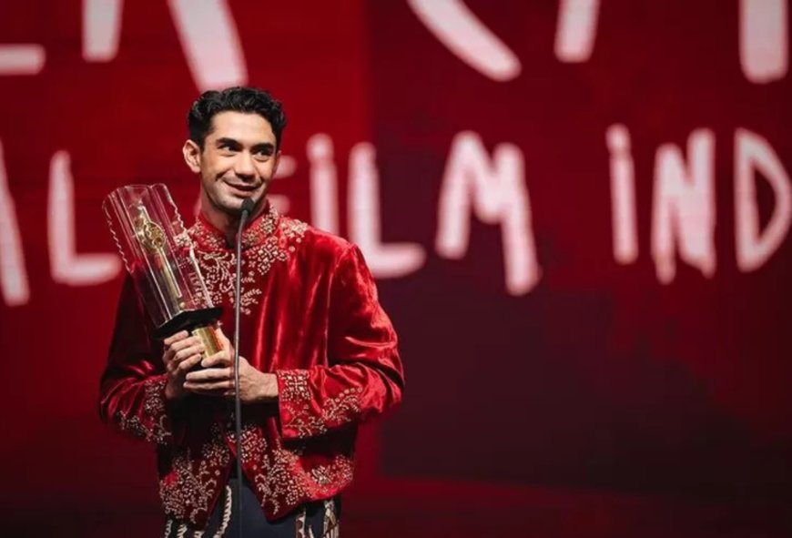 Daftar Penghargaan Reza Rahadian