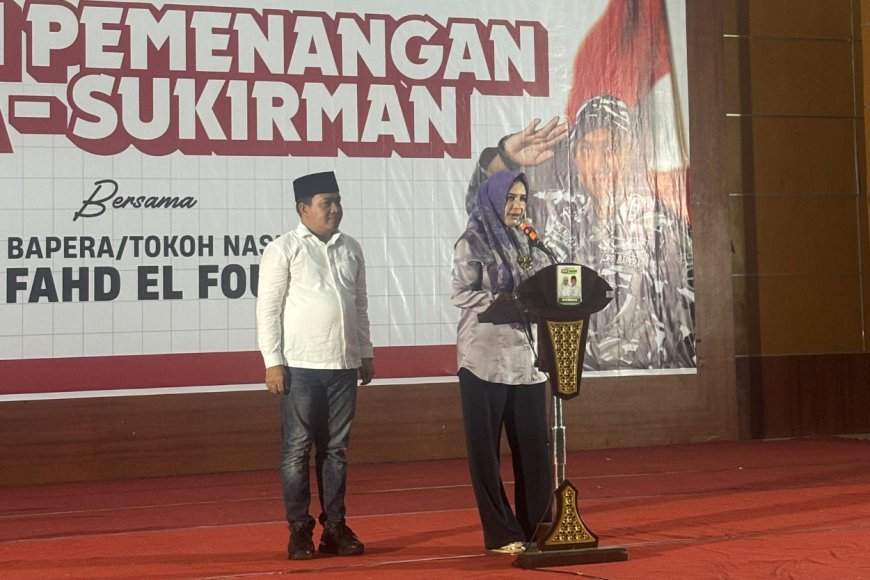 2. Momen Paslon Fadia-Sukirman Memberikan Sambutan