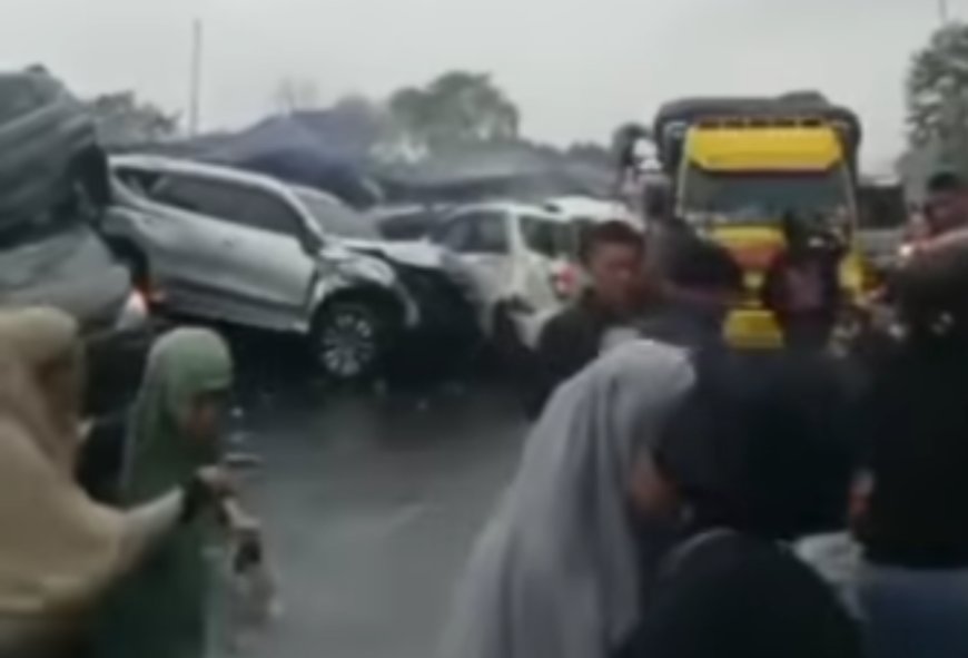 Kronologi Lengkap Tabrakan Beruntun di Tol Cipularang KM 92!