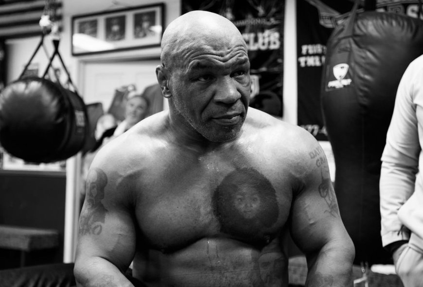 Sebelum Adu Tinju dengan Jake Paul, Mike Tyson Akui Hampir Kehilangan Nyawa Karena Kehabisan Darah