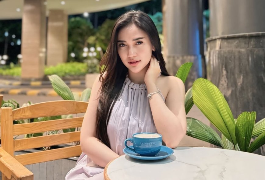 Profil Dara Ayu: Perjalanan Karier dari Youtube ke Panggung Internasional