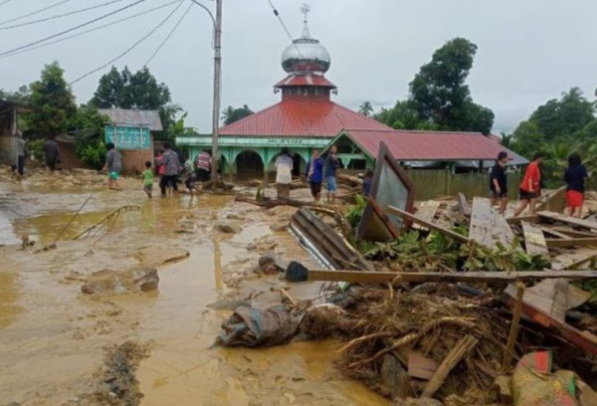 Tapanuli Selatan Terdampak Banjir Bandang, 5 Rumah Hanyut dan 2 Warga Meninggal Dunia