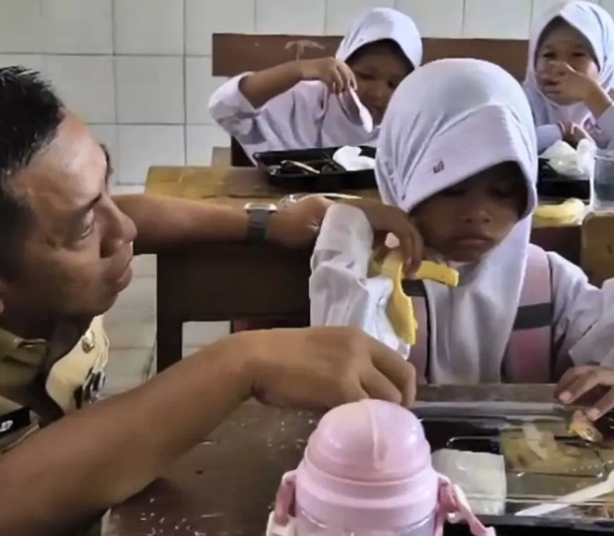 Siswi SD Karawang Tolak Makanan Bergizi Gratis, Mengaku Ibunya Belum Makan