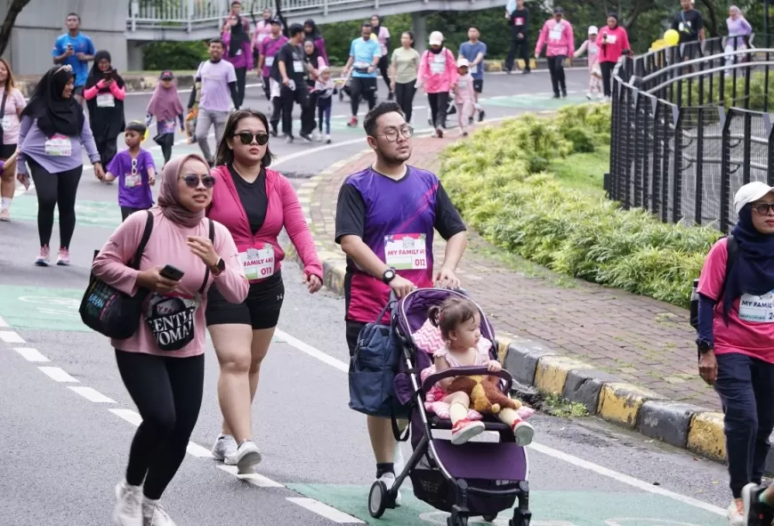 Jalan Sehat Keluarga Pertama di RI, Jakarta Family Walk Hadirkan Tema 'Woman Power' untuk Rayakan Hari Ibu