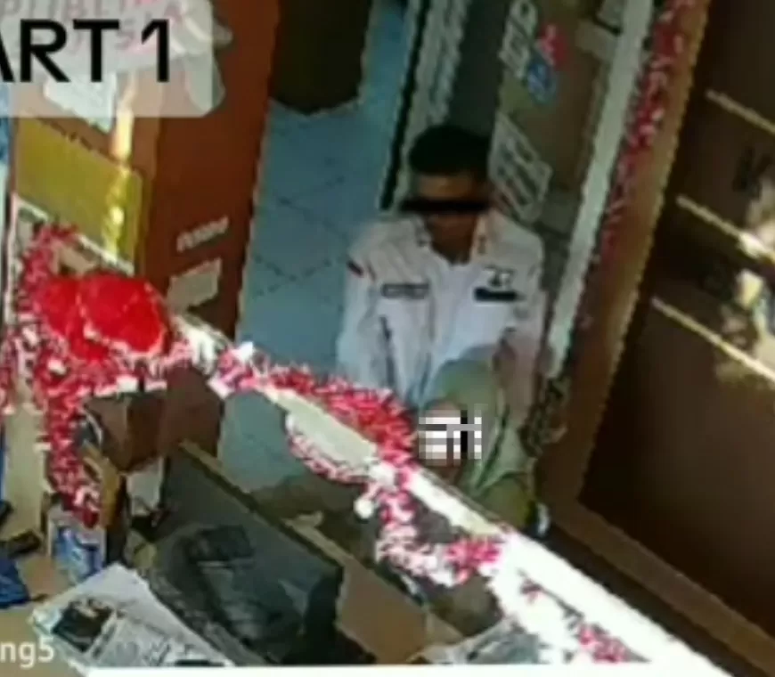 Terekam CCTV, Lurah di Padang Lecehkan Staf Perempuan dengan Raba Payudara