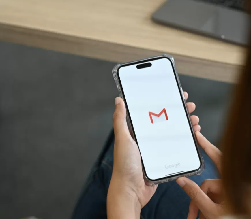 Pengguna Gmail Disarankan Ganti Email Ditahun 2025, Ini Alasannya!