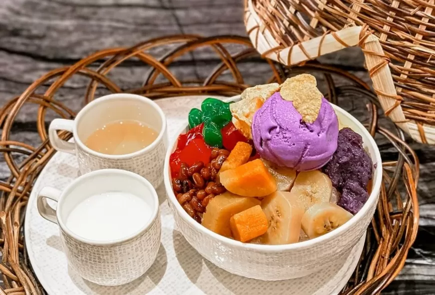 Halo-Halo